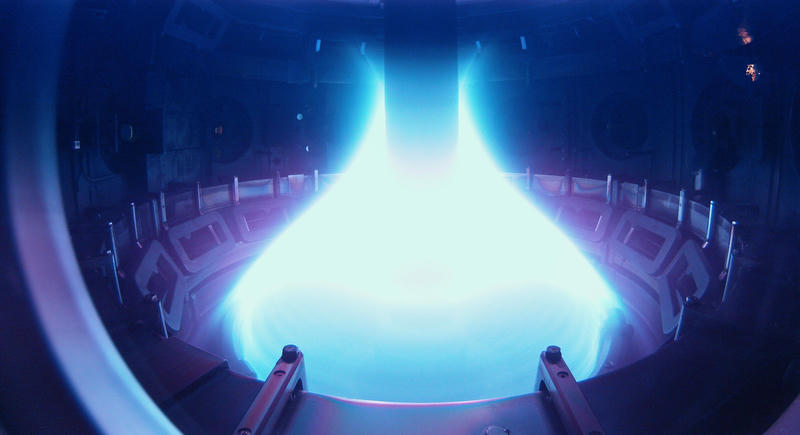 Cos'è la fusione nucleare e perché è così importante? Plasma confinato all